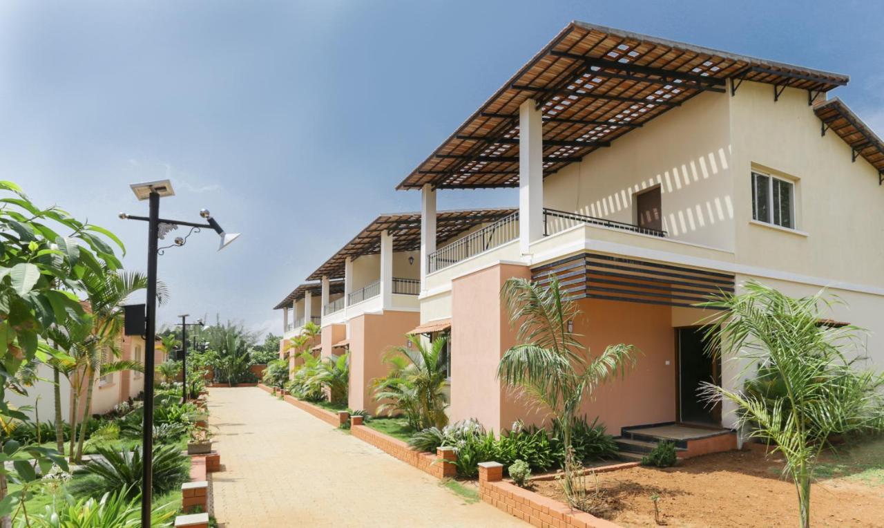 Treebo Laa Gardenia Resort, Nilavoor Lake Yelagiri Extérieur photo